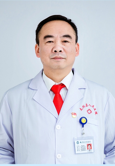 郑效珍 中共党员，党委委员，骨科技术顾问，骨外科主任医师