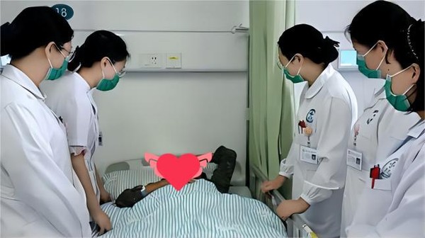五官科护理.jpg